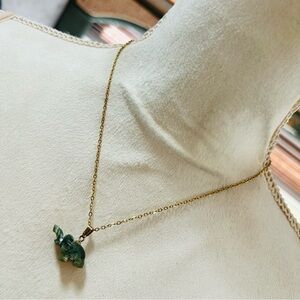 Vintage hand carved nephrite jade lucky elephant pendant on chain necklace